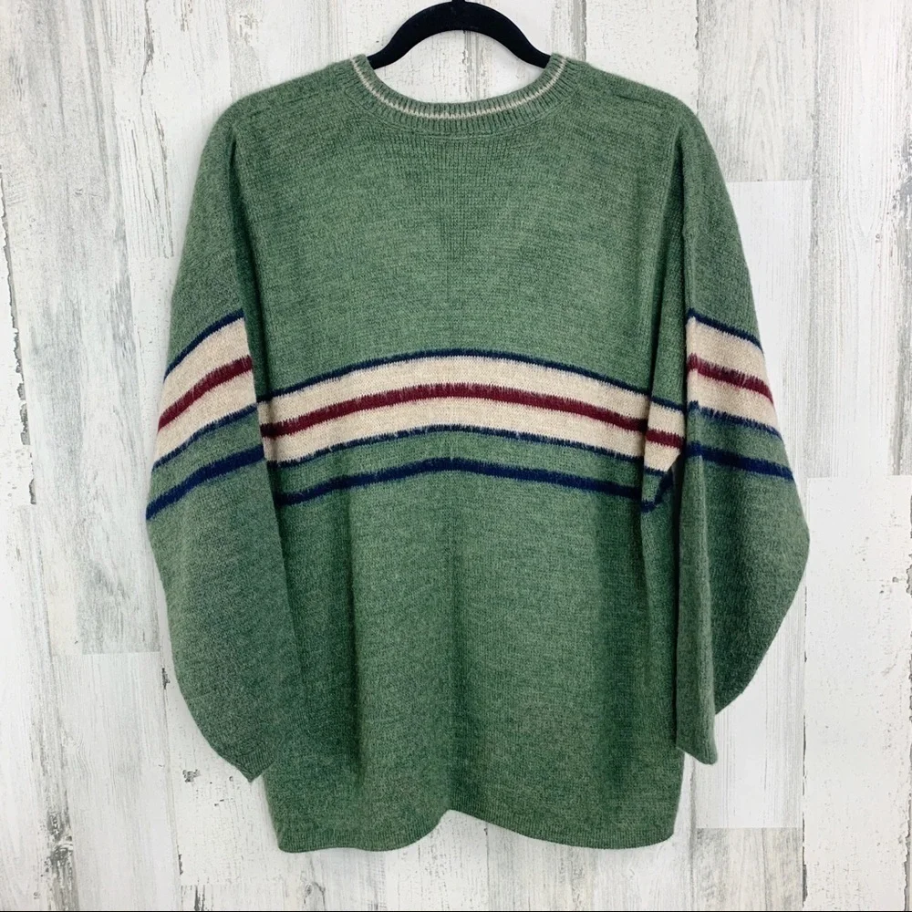 Knit Avenue 100% Acrylic Made In USA Size Large